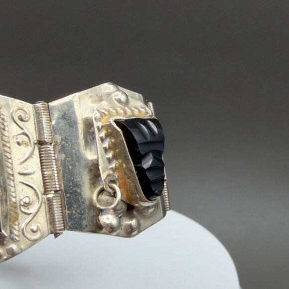 Vintage Estate Sterling Silver Black Onyx Bracelet Mask Tribal Face Panel Taxco - Picture 8 of 13